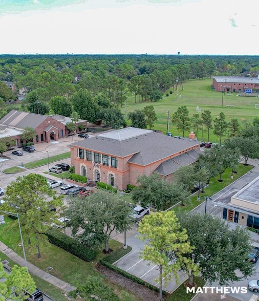 1240 Clear Lake City Blvd, Houston, TX for sale - Building Photo - Image 2 of 3