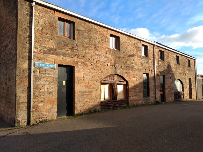 106 High St, Invergordon à louer - Photo du bâtiment - Image 1 de 5