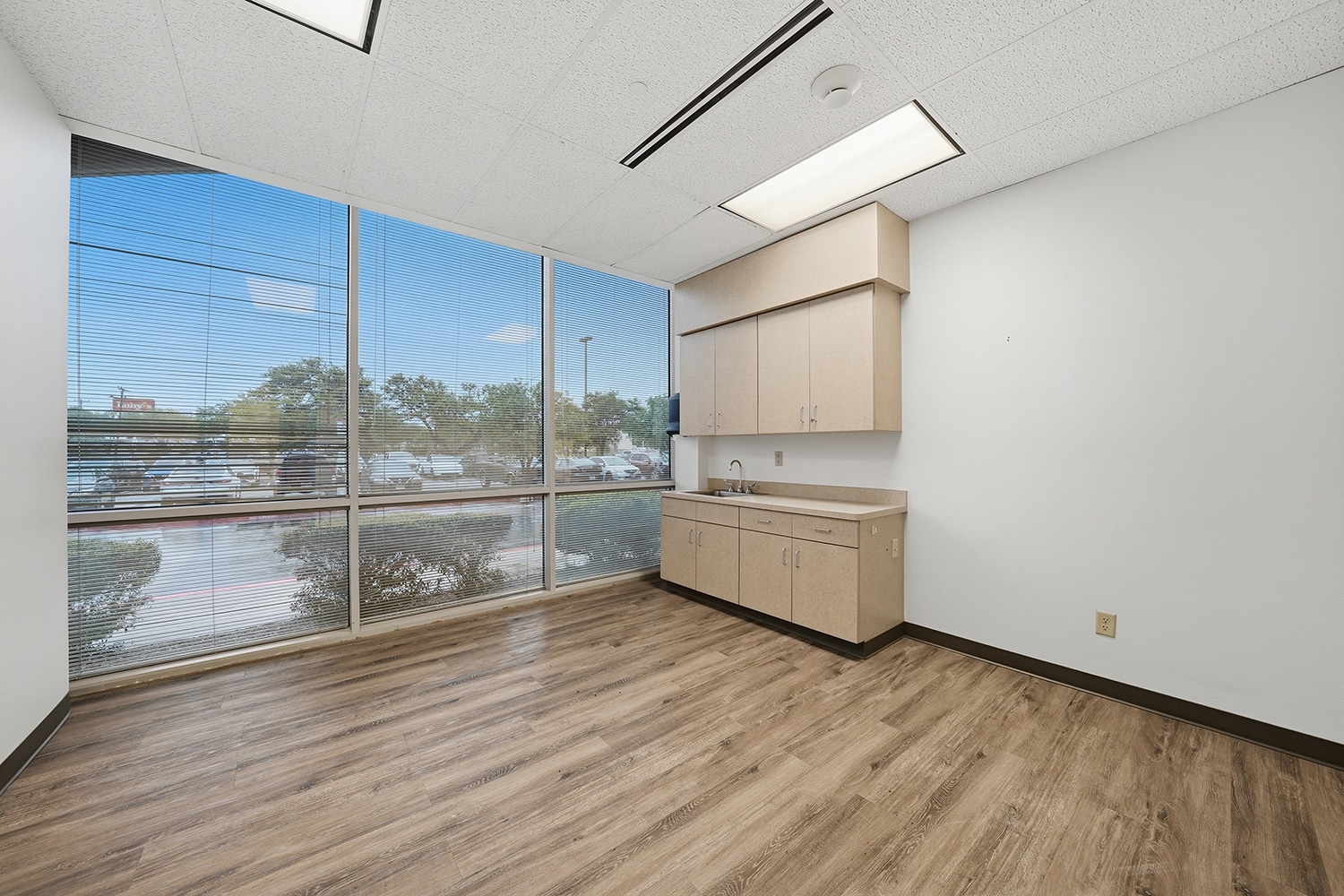 9150 Huebner Rd, San Antonio, TX à louer Photo intérieure- Image 1 de 15