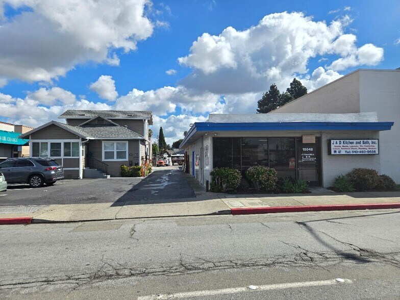 15540 Hesperian Blvd, Ashland, CA à vendre - Photo du bâtiment - Image 2 de 10
