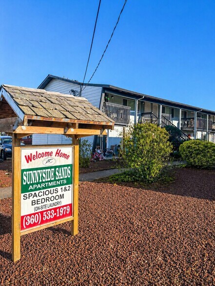 621 7th St, Hoquiam, WA à vendre - Photo du bâtiment - Image 3 de 12