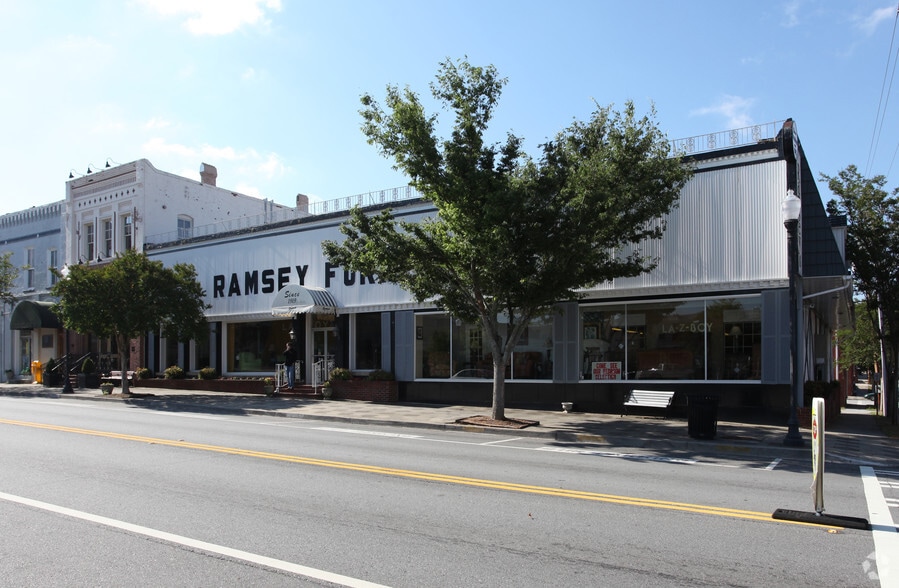 1145 Clark St, Covington, GA for sale - Primary Photo - Image 1 of 7