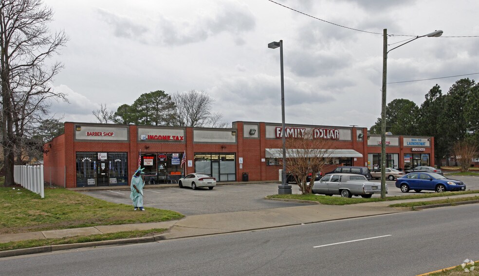 4221-4259 Greenwood Dr, Portsmouth, VA à louer - Photo du bâtiment - Image 2 de 4