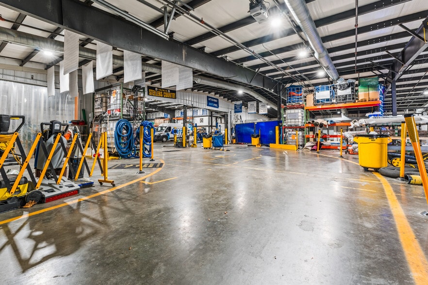 2260 Big Sewickley Creek Rd, Sewickley, PA for sale - Building Photo - Image 3 of 5