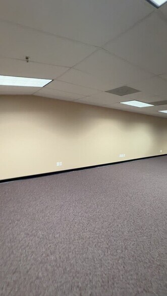 6973 Highway Ave, Jacksonville, FL for lease - Commercial Listing Video - Image 2 of 8