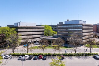 Plus de détails pour 800 Austin St, Evanston, IL - Médical à louer