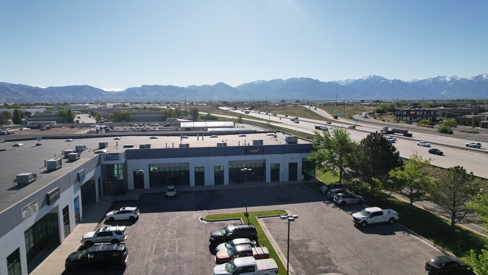 4220 W 2100 S, Salt Lake City, UT for lease - Building Photo - Image 2 of 3