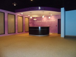 935 Lakeview Pky, Vernon Hills, IL for sale Interior Photo- Image 1 of 16