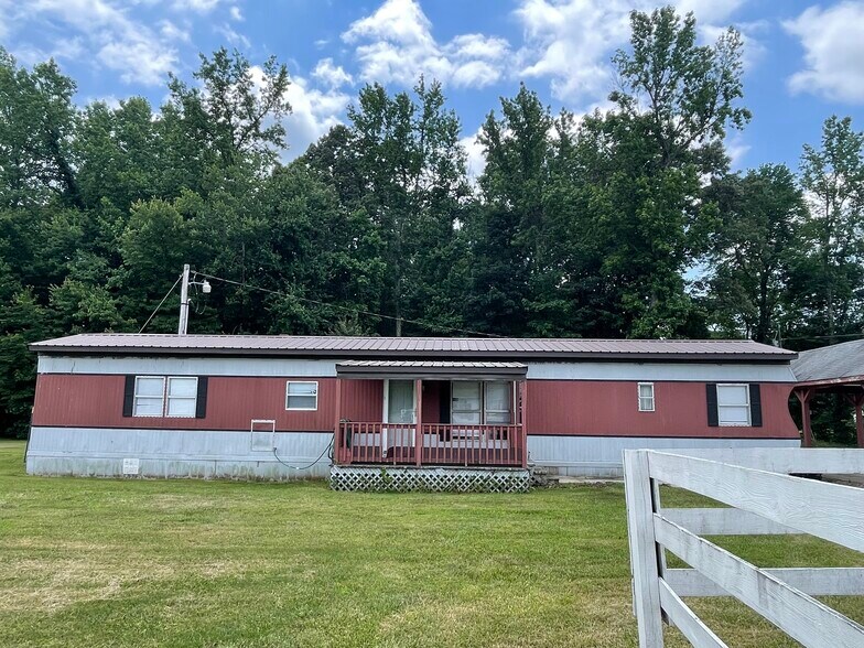 20236 Frog Level Rd, Ruther Glen, VA à vendre - Photo du bâtiment - Image 3 de 5