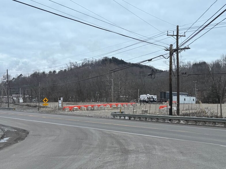 8936 8936 Route 422 W hwy, Indiana, PA à louer - Photo principale - Image 1 de 1