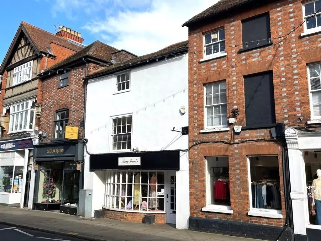 38 Bell St, Henley On Thames for sale Primary Photo- Image 1 of 1