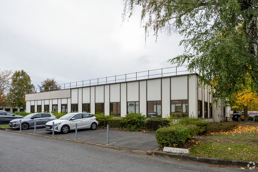 13 Rue de la Perdrix Les Fregates 3, Tremblay-en-France for lease - Building Photo - Image 2 of 2