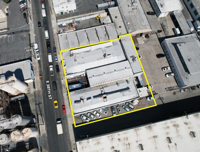 2334-2344 E 38th St, Vernon, CA à vendre - Photo du bâtiment - Image 2 de 4