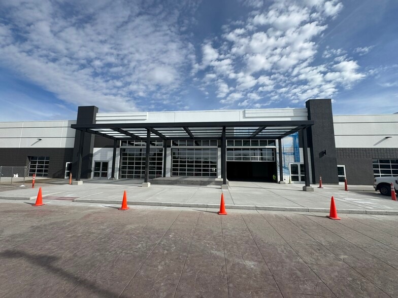 2450 Oddie Blvd, Sparks, NV for lease - Building Photo - Image 2 of 17