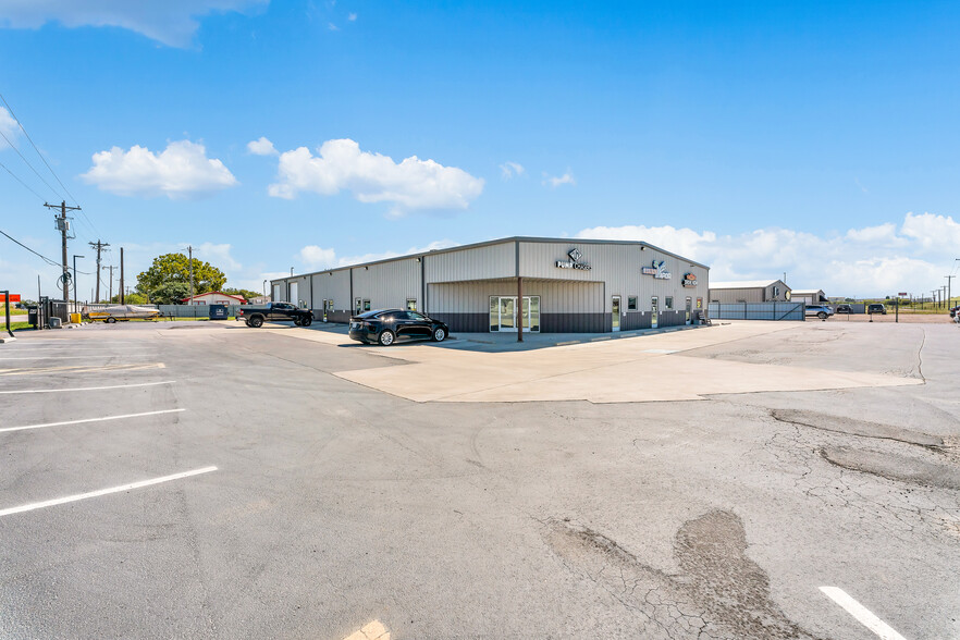 12250 US Business Highway 287 N, Fort Worth, TX à louer - Photo du bâtiment - Image 3 de 21