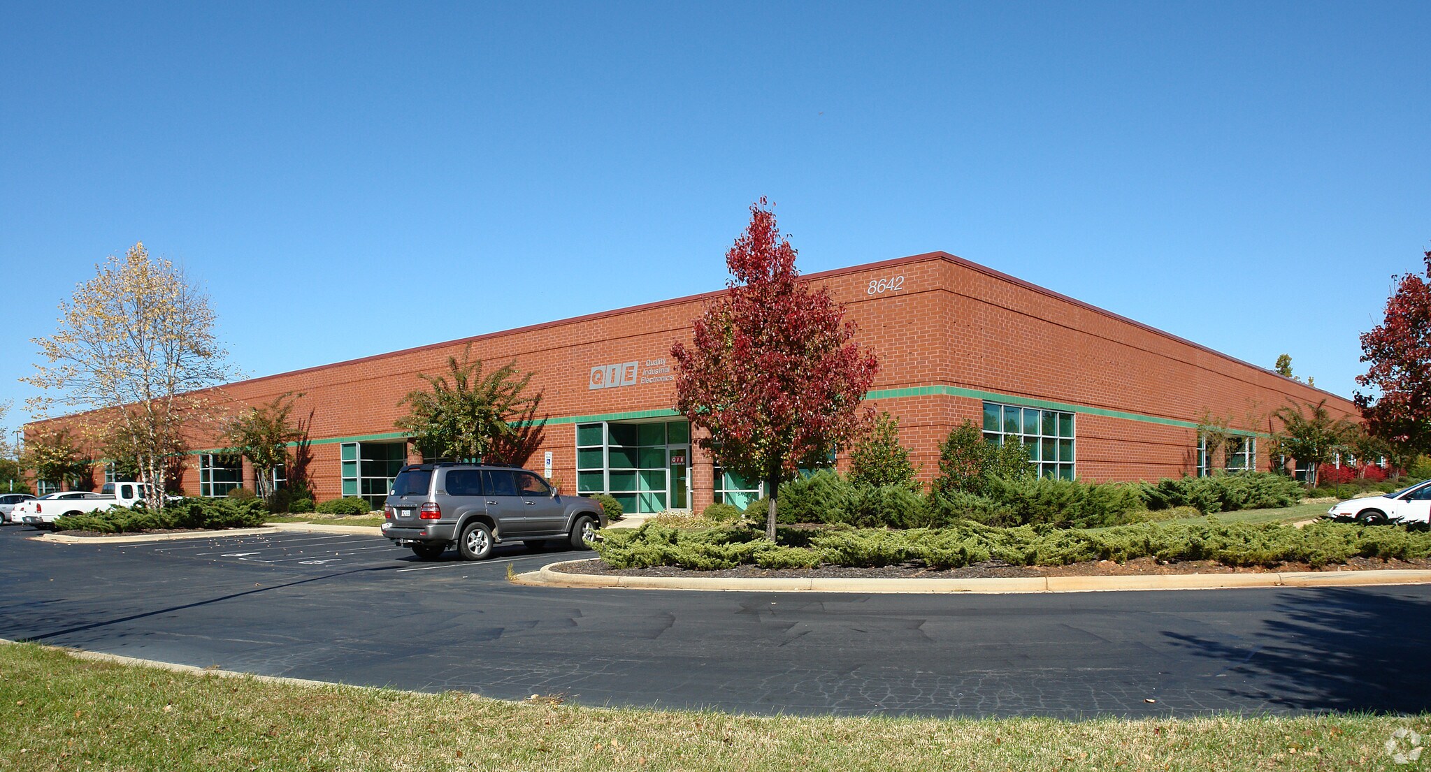 8642 W Market St, Greensboro, NC for lease Building Photo- Image 1 of 6