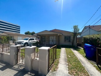 Plus de détails pour 2752 SW 3rd St, Miami, FL - Multi-résidentiel à vendre