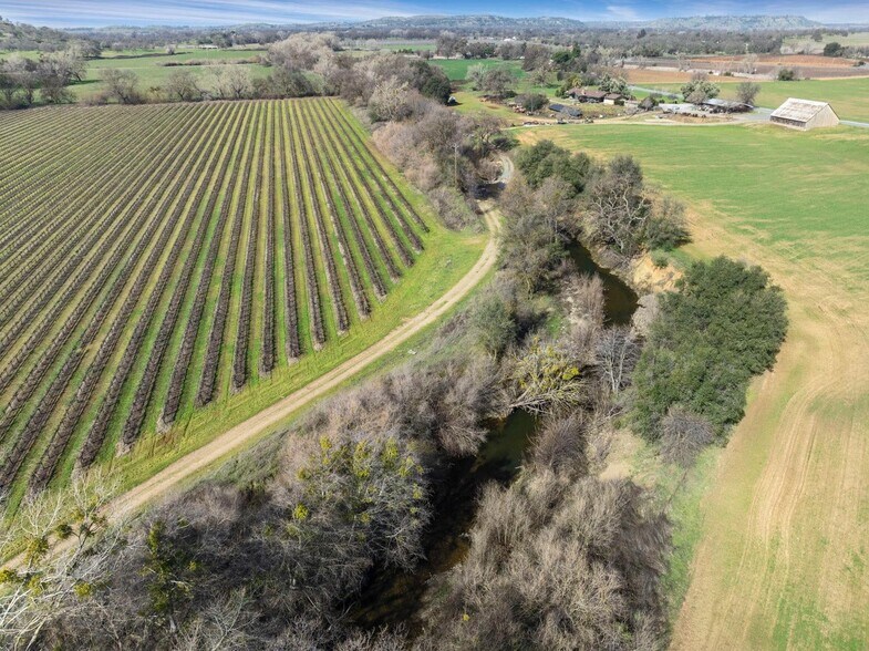3270 Jackson Valley Rd, Ione, CA à vendre - Photo du bâtiment - Image 2 de 29
