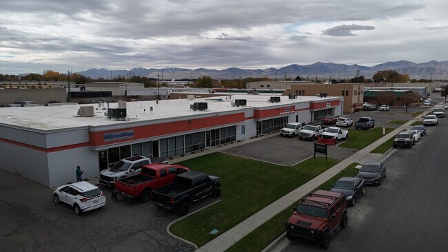 Plus de détails pour 545-565 Billinis Rd, Salt Lake City, UT - Local d'activités à louer