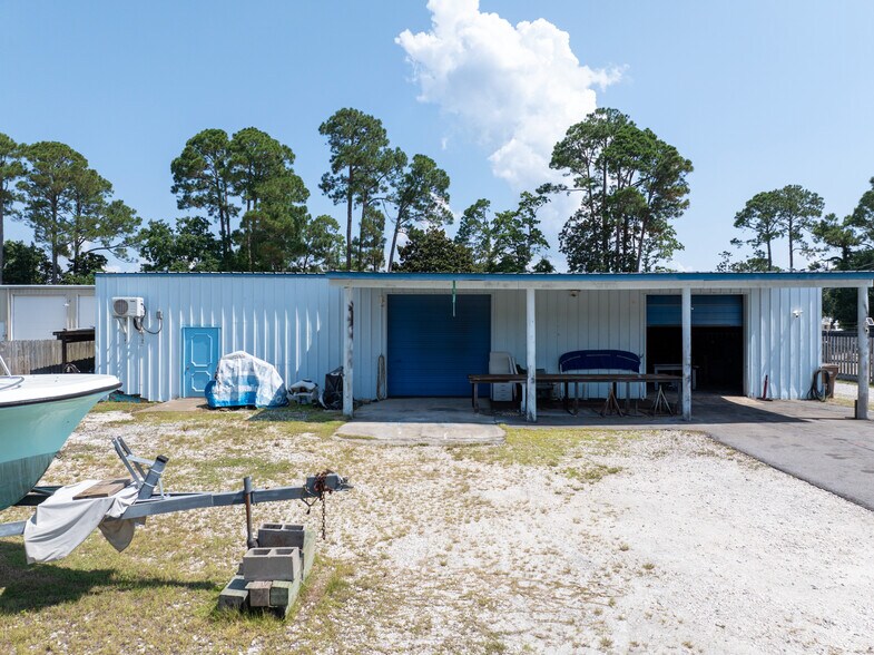 2952 Westfield Rd, Gulf Breeze, FL à vendre - Photo principale - Image 1 de 24