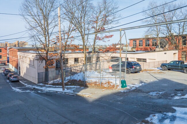 Plus de détails pour 60 Fremont St, Worcester, MA - Plusieurs types d'espaces à louer