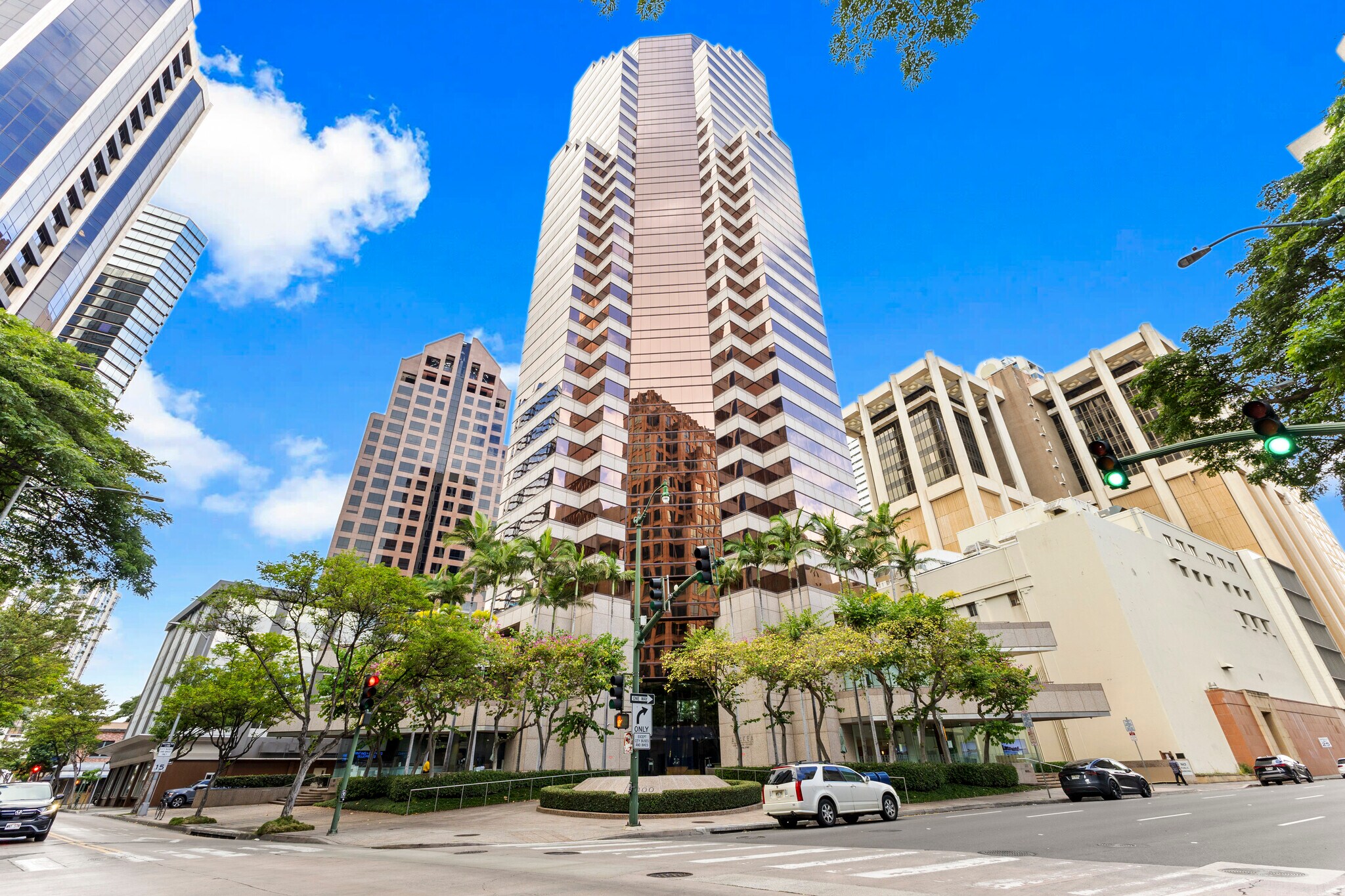1100 Alakea St, Honolulu, HI à louer Photo principale- Image 1 de 39
