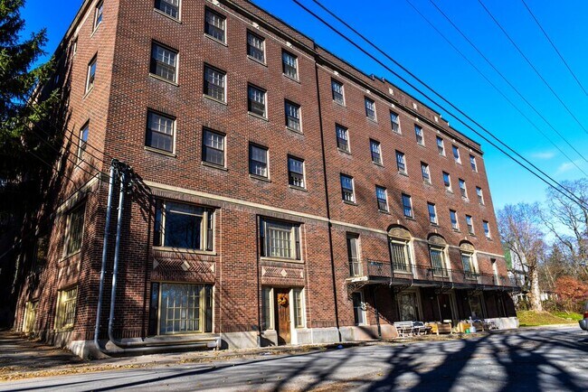 More details for 40 Academy St, Liberty, NY - Multifamily for Sale