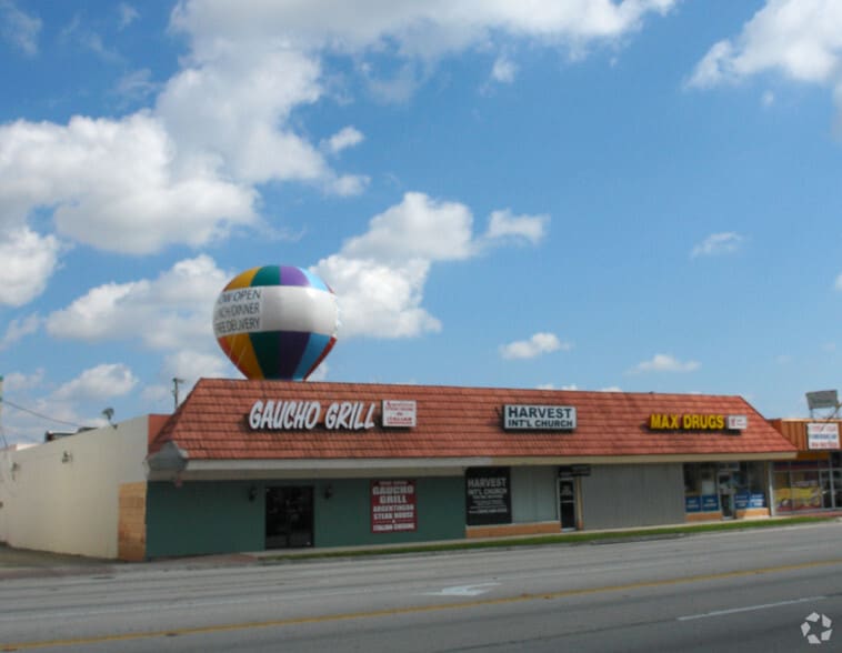 4517-4525 Hollywood Blvd, Hollywood, FL for lease - Building Photo - Image 1 of 16