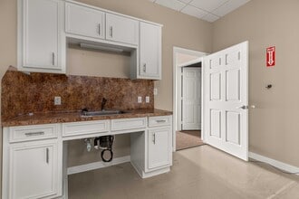 14020 Highway 3, Webster, TX for lease Interior Photo- Image 2 of 3