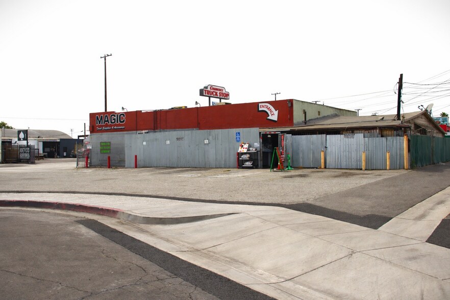4615 E Washington Blvd, Commerce, CA for sale - Building Photo - Image 3 of 3