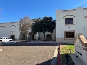 502 Nafta Blvd, Laredo, TX à louer Photo du bâtiment- Image 1 de 3