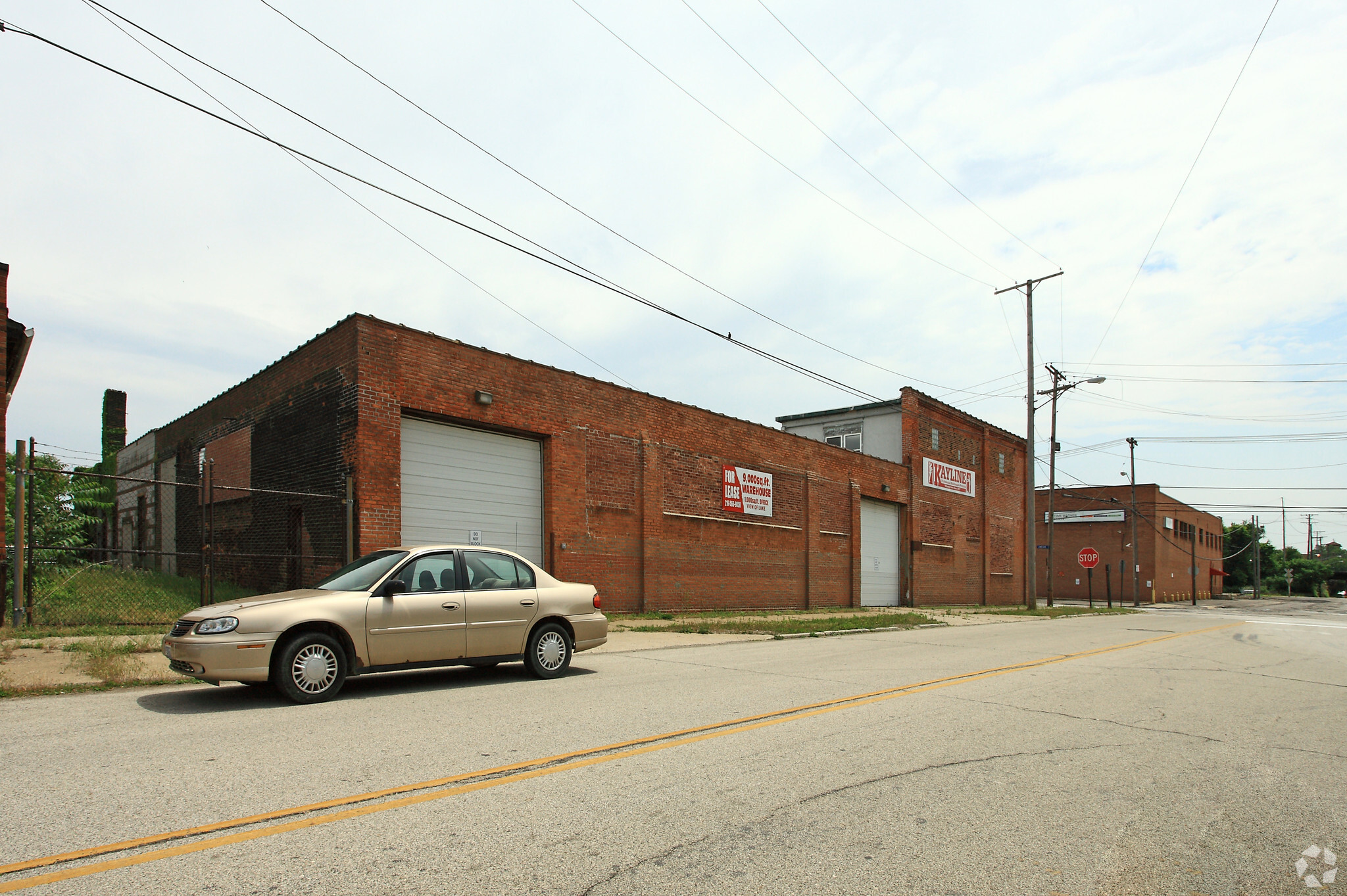 3301-3303 Lakeside Ave E, Cleveland, OH à louer Photo du b timent- Image 1 de 2