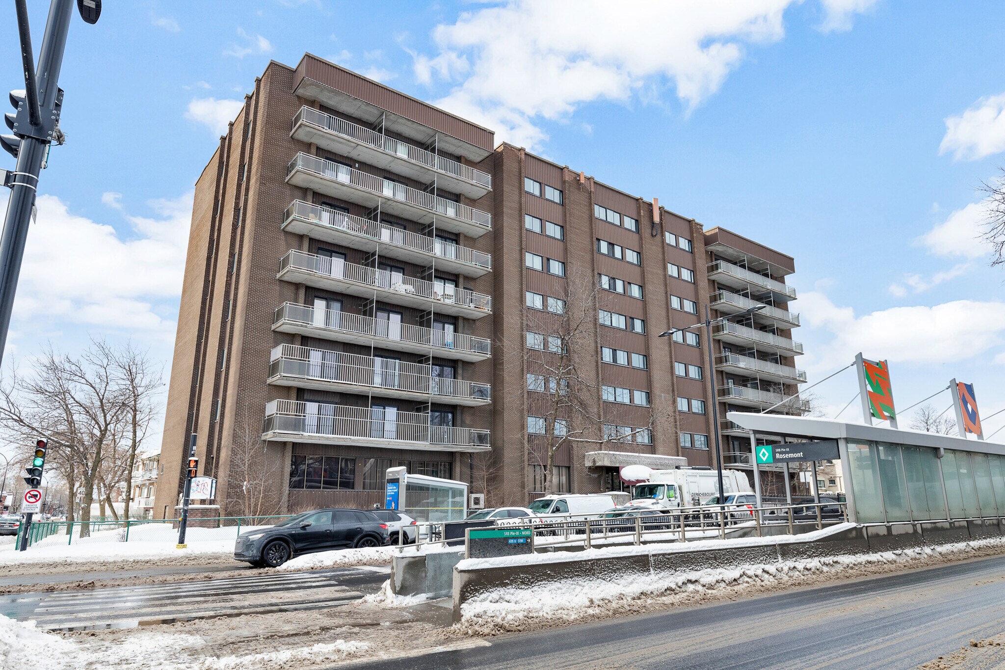 5930 Boul Pie-IX, Montréal, QC à louer Photo principale- Image 1 de 6