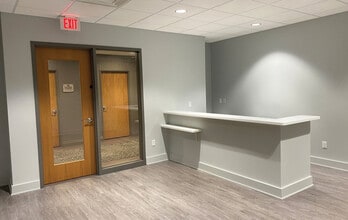 17 Long Ave, Hamburg, NY à louer Photo intérieure- Image 2 de 4