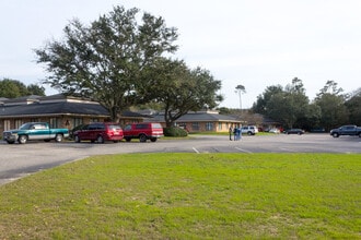 6706 N 9th Ave, Pensacola, FL for lease Interior Photo- Image 2 of 6
