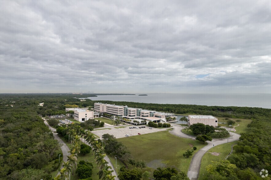 18001 Old Cutler Rd, Palmetto Bay, FL à louer - Aérien - Image 3 de 5