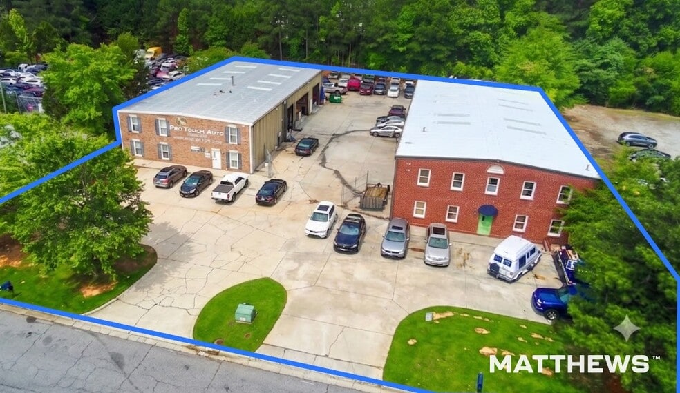 180 Industrial Way, Fayetteville, GA à vendre - Photo du bâtiment - Image 2 de 4