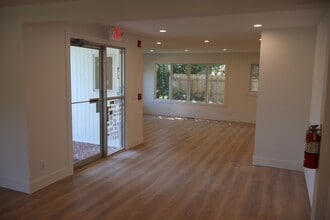 32 Chichester Ave, Center Moriches, NY for lease Interior Photo- Image 2 of 8