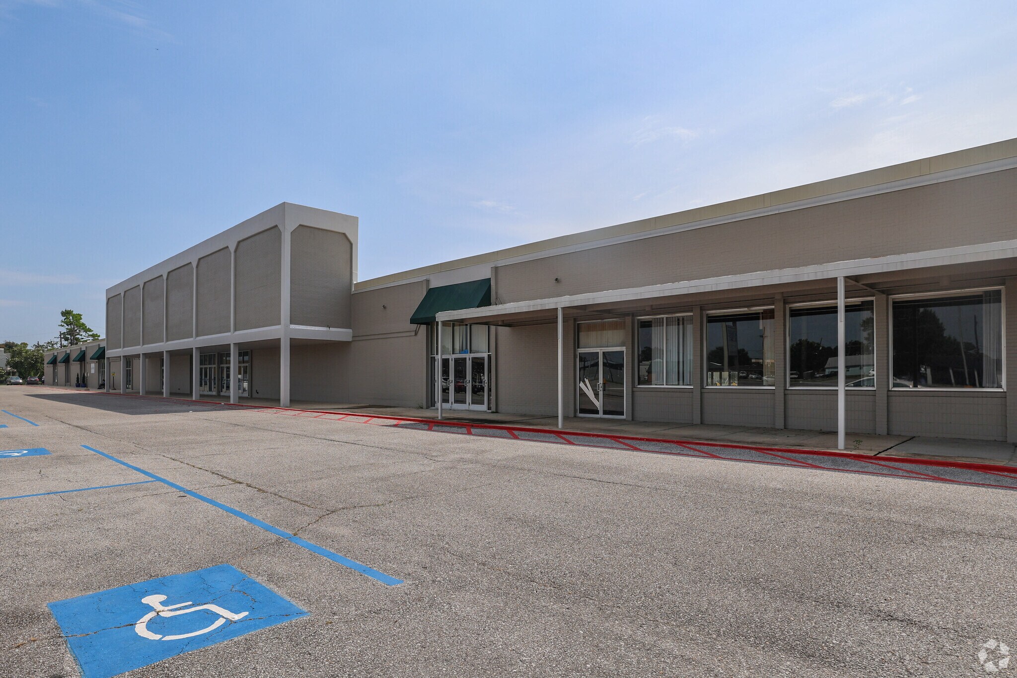 805 Barrow St, Houma, LA for lease Primary Photo- Image 1 of 5