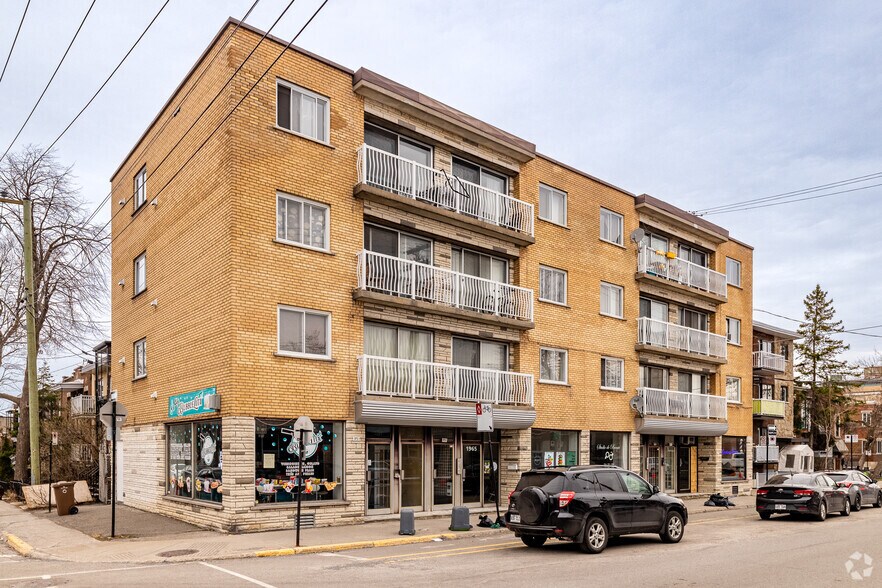 1951-1979 St Saint-Zotique E, Montréal, QC for sale - Primary Photo - Image 1 of 1
