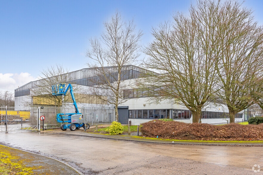 Meridian W, Leicester for lease - Primary Photo - Image 1 of 3