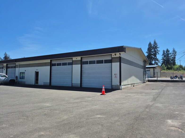 23403 Mountain Hwy, Spanaway, WA à louer - Photo du bâtiment - Image 2 de 8