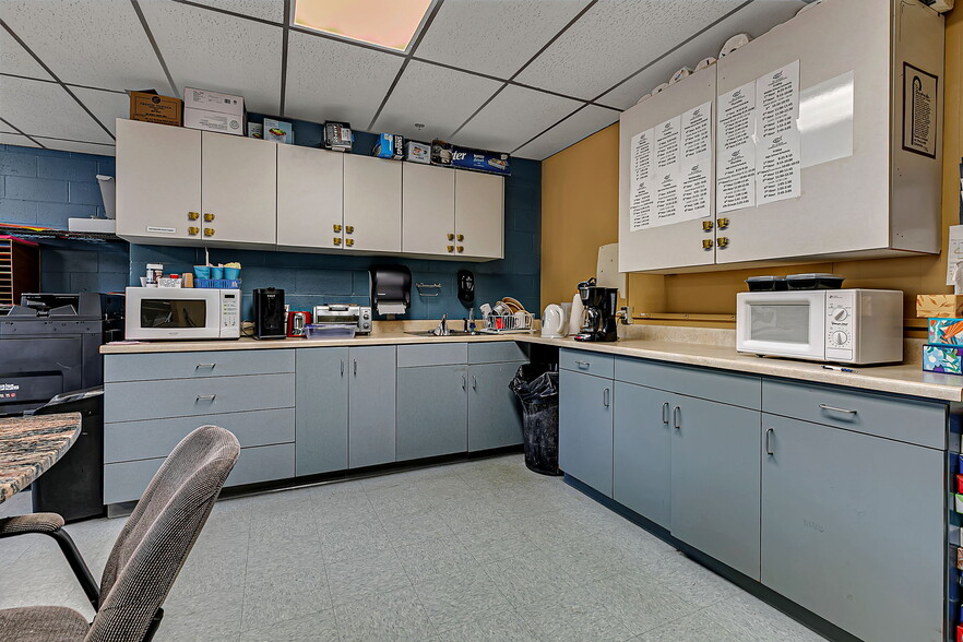 430 3rd Ave NE, Saint Cloud, MN for sale - Building Photo - Image 3 of 41