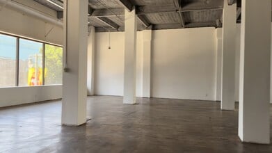 207 S Broadway, Los Angeles, CA à louer - Vidéo sur l’inscription commerciale 