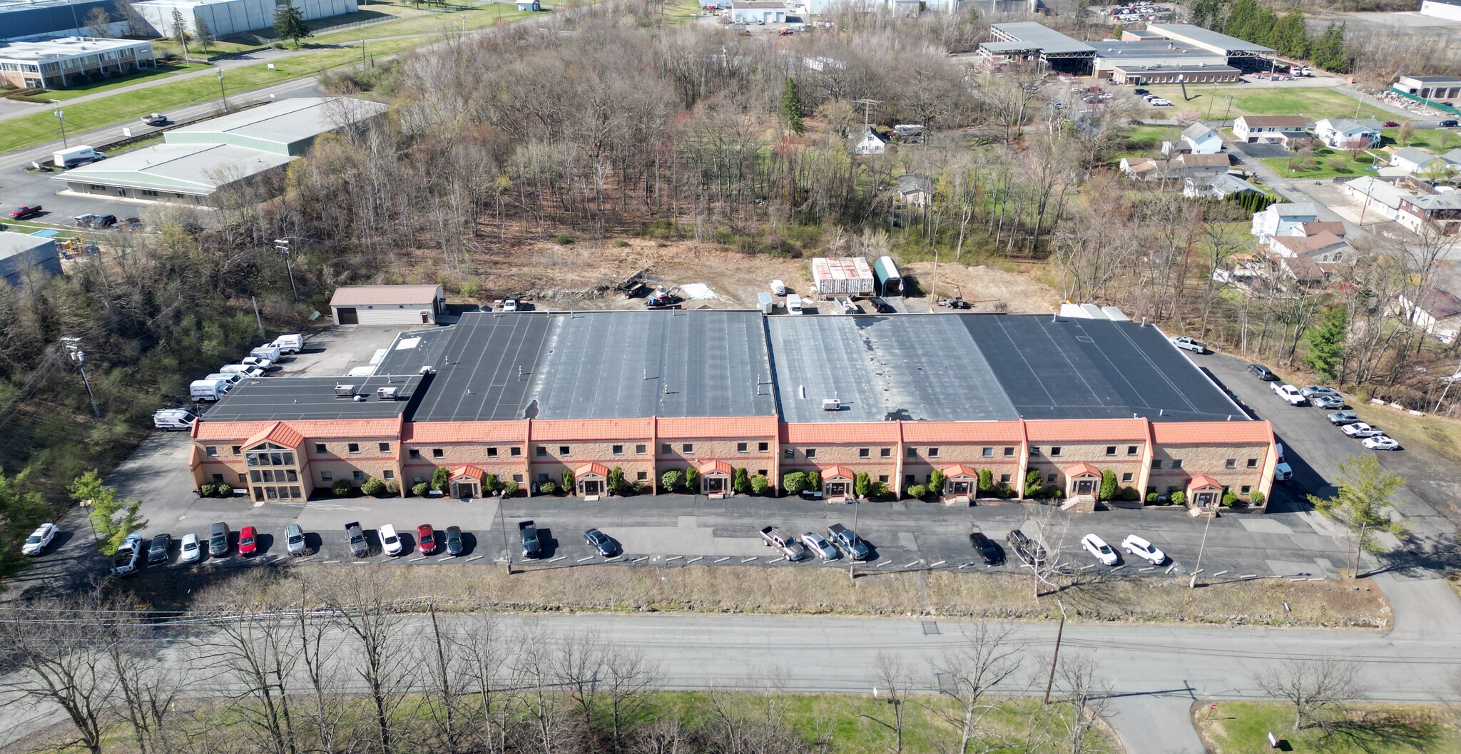 2-16 Bert Collins Dr, Throop, PA for lease Building Photo- Image 1 of 11