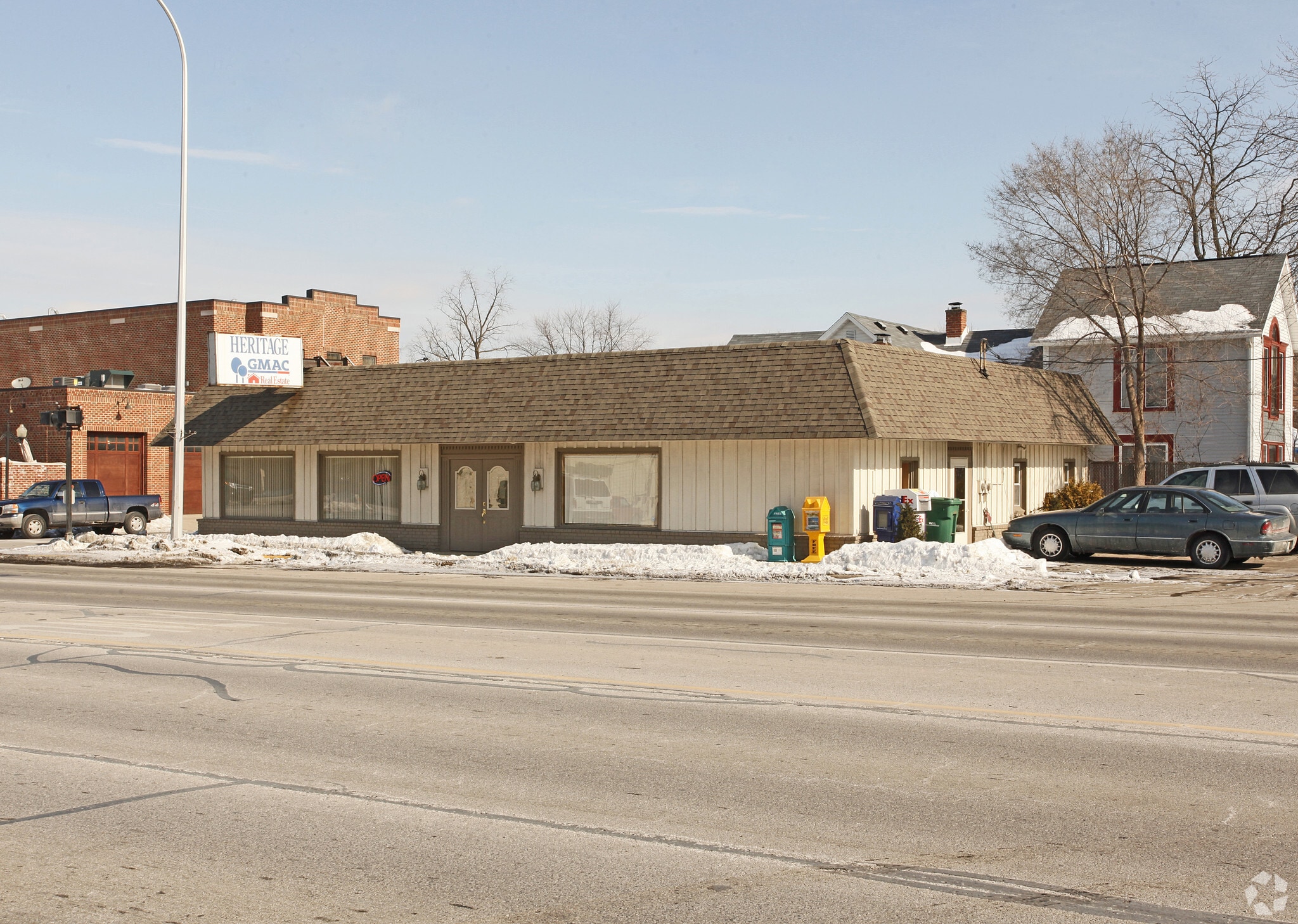 201 E Grand River Ave, Brighton, MI for lease Primary Photo- Image 1 of 11