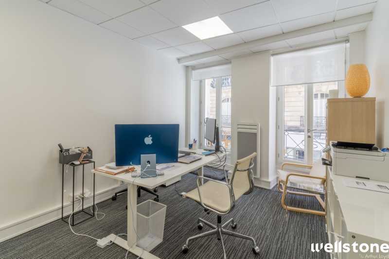 8 Rue Du Colisée, Paris à louer Photo intérieure- Image 1 de 10
