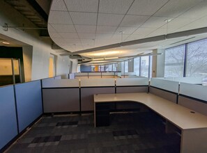 550-650 Warrenville Rd, Lisle, IL for lease Interior Photo- Image 2 of 7