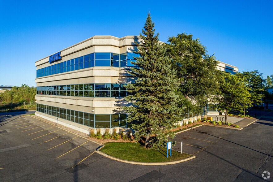 6100 Rte Transcanadienne, Pointe-claire, QC à vendre - Photo principale - Image 1 de 1