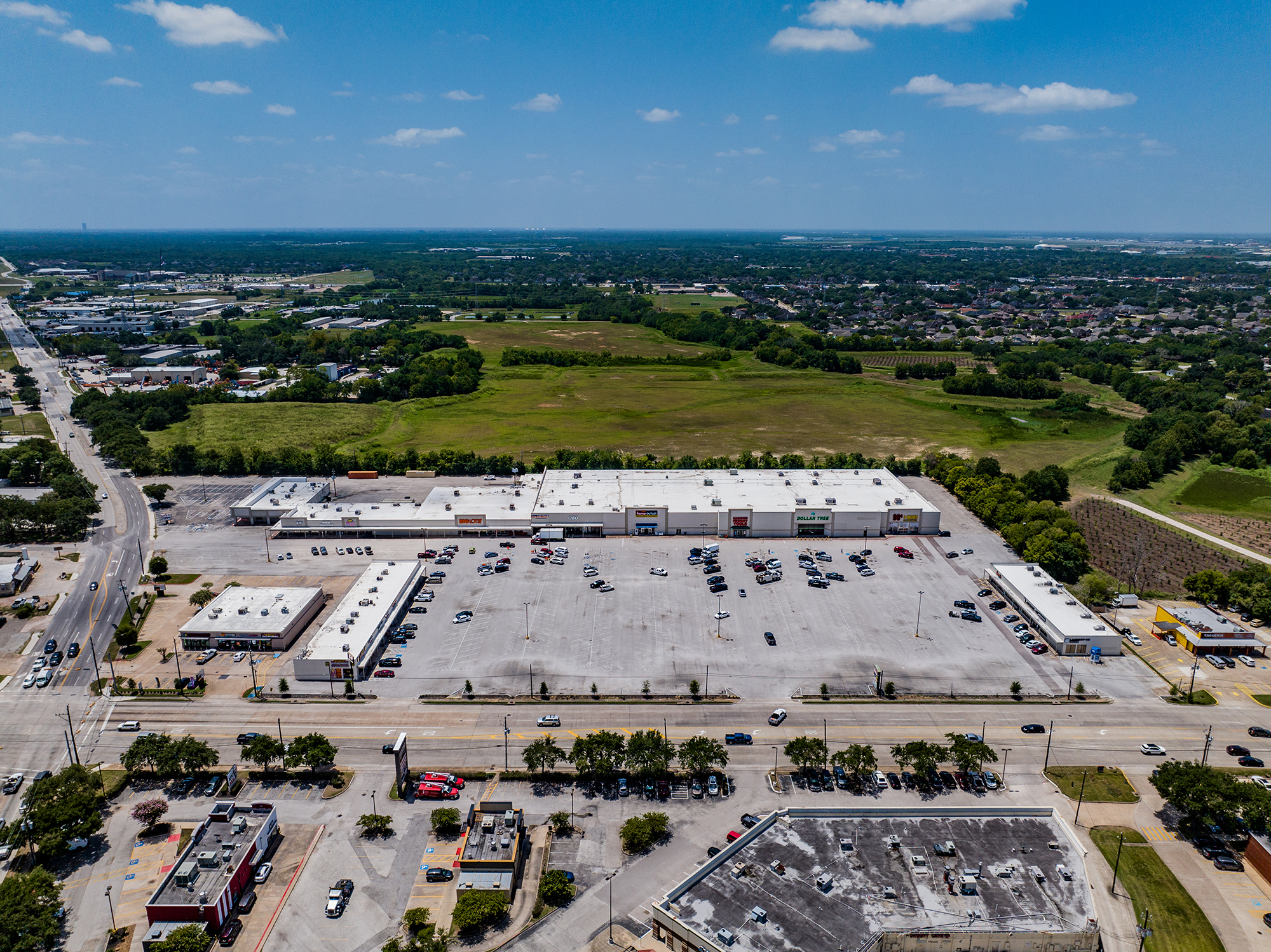 6790-6818 Spencer Hwy, Pasadena, TX à vendre Photo du bâtiment- Image 1 de 1